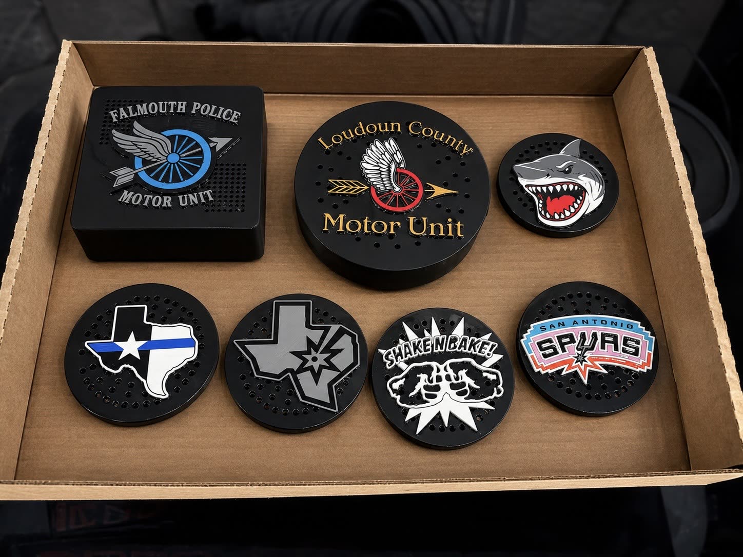 Star-shaped printed badge with multi-color detail